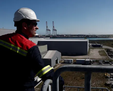 European parliament finally approves Trump tariff deal