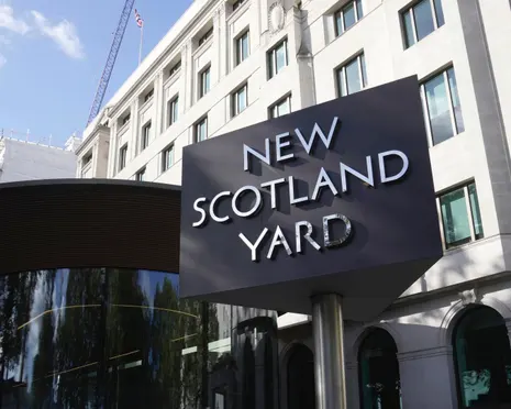 Met gets extension to Palantir AI project after Sadiq Khan blocked deal