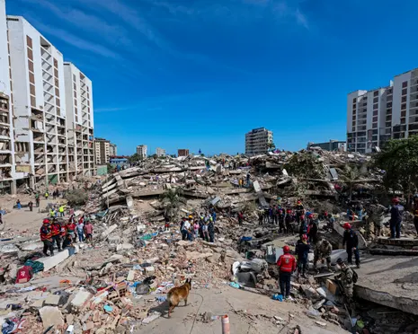 Venezuela earthquakes aftershock hits near capital city as man rescued from rubble after being trapped for 106 hours – as it happened