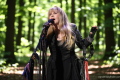 Stevie Nicks donates $3m to medical school to recognize her voice doctor