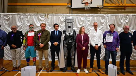 Nigel Farage investigation reopened by parliamentary watchdog after Clacton byelection win – UK politics live