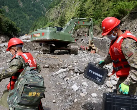 Fifteen Britons among 261 foreigners missing in China after floods