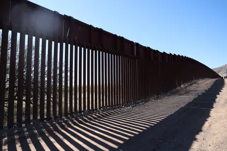 Rise in migrant deaths as 19 bodies found along Arizona border last month